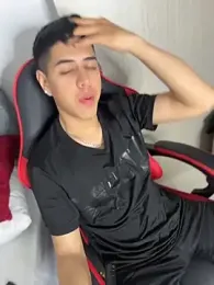 Angel_khouri_ — Stripchat stream photo (Apr 2026)