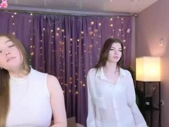 berry_bloom — chaturbate