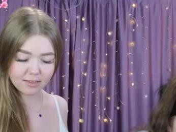 berry_bloom — Chaturbate stream photo (Feb 2026)