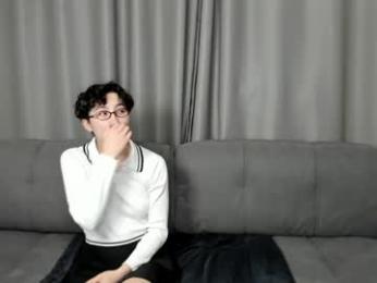 pinkylovers — Chaturbate stream photo (May 2026)