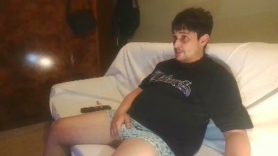 GlooboohhxxxD — 在 cam4 直播的网络摄像头模特