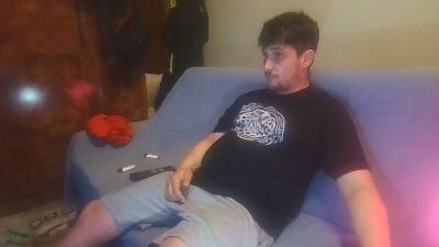 GlooboohhxxxD — 在 cam4 直播的网络摄像头模特