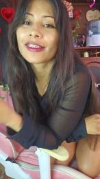 Jade_Zephyra — 在 cam4 直播的网络摄像头模特