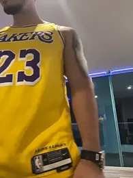 Dimitri_Colleman — 在 stripchat 直播的网络摄像头模特