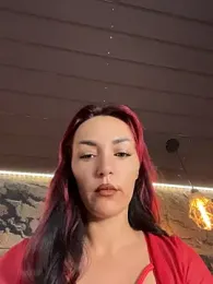 MeganFoxiyyy — stripchat