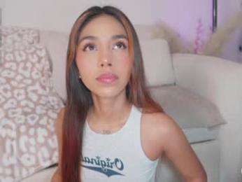 ariadna5 — 在 chaturbate 直播的网络摄像头模特
