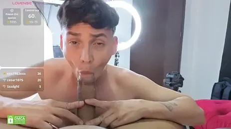 GoldenBoyDuo — 在 stripchat 直播的网络摄像头模特