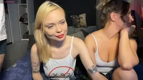 dollfromvenus — 在 stripchat 直播的网络摄像头模特