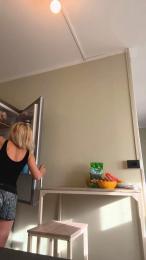 evakisimovareal — Cam4 stream photo (Apr 2026)