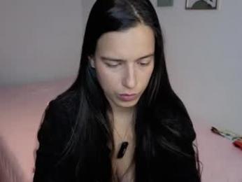 kismet_ — 在 chaturbate 直播的网络摄像头模特