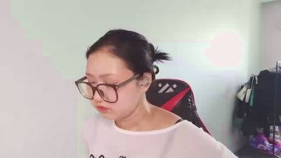 AdrianeBenoy — 在 cam4 直播的网络摄像头模特