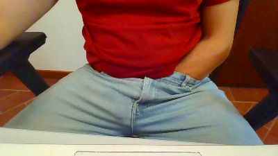 cockandbelly — 在 cam4 直播的网络摄像头模特