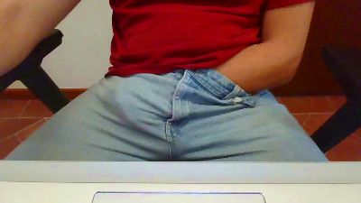 cockandbelly — 在 cam4 直播的网络摄像头模特