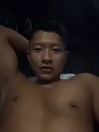 Thanku_02 — 在 stripchat 直播的网络摄像头模特