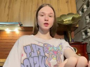 nloraaa — 在 chaturbate 直播的网络摄像头模特