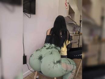 KissMyAss — 在 bongacams 直播的网络摄像头模特