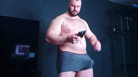 muscularjohnforuX — 在 stripchat 直播的网络摄像头模特