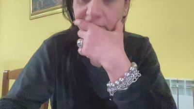 martinabigst — 在 cam4 直播的网络摄像头模特