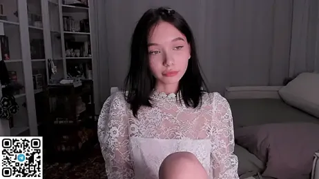 rina_tv — 在 stripchat 直播的网络摄像头模特