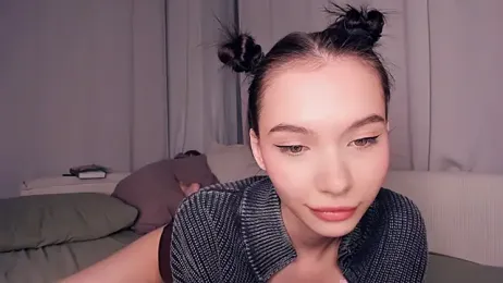 rina_tv — 在 stripchat 直播的网络摄像头模特