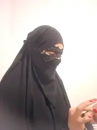 Hijabi_HotGirls — Stripchat stream photo (Apr 2025)