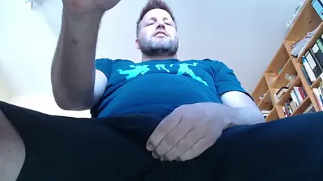 gr8stdaddy — 在 stripchat 直播的网络摄像头模特