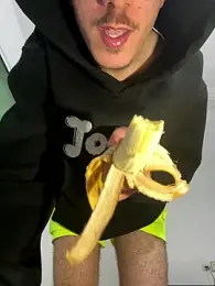 HitShelf — Stripchat stream photo (Mar 2026)