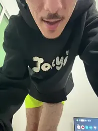 HitShelf — Stripchat stream photo (Mar 2026)