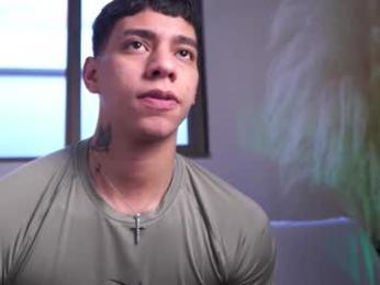 josep_davies — 在 chaturbate 直播的网络摄像头模特