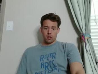 umphreak42 — 在 chaturbate 直播的网络摄像头模特