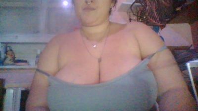 yourlilian — 在 cam4 直播的网络摄像头模特