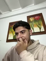 ApoloGray__ — Stripchat stream photo (Jun 2026)