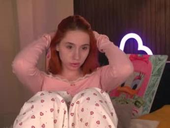 pinkestmango — 在 chaturbate 直播的网络摄像头模特