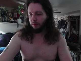 biggerisbetter21 — Camsoda stream photo (Apr 2026)