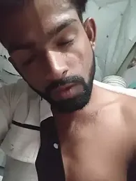 cute_boyy01 — 在 stripchat 直播的网络摄像头模特
