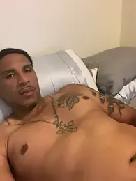 kushedup123 — 在 stripchat 直播的网络摄像头模特