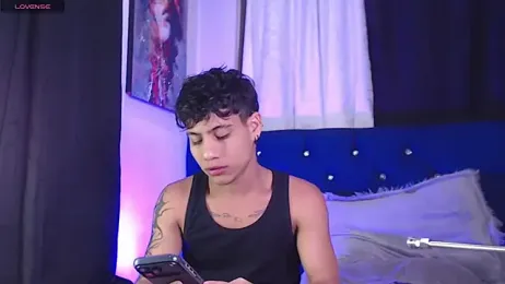 Sexys_Boys_Hot1 — 在 stripchat 直播的网络摄像头模特