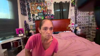 SaraLaw22 — Cam4 stream photo (Jun 2026)