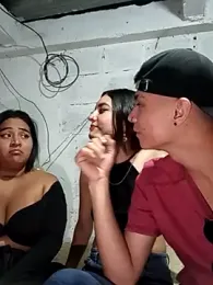 petitejulis — Stripchat stream photo (Jul 2025)