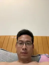 HHAA1992 — 在 stripchat 直播的网络摄像头模特