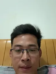 HHAA1992 — 在 stripchat 直播的网络摄像头模特