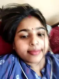 Cute-Simmi69 — Stripchat stream photo (Apr 2026)