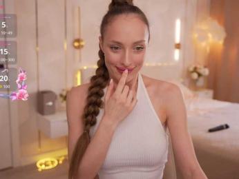 -Kyklah- — 在 bongacams 直播的网络摄像头模特
