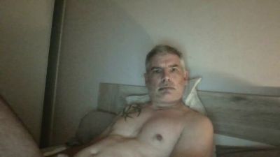 rugbyst31 — 在 cam4 直播的网络摄像头模特