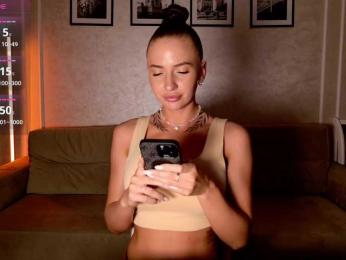 -moon-girl-18 — bongacams