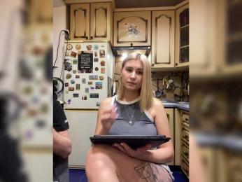 _Magic_ — 在 bongacams 直播的网络摄像头模特