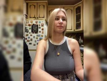 _Magic_ — 在 bongacams 直播的网络摄像头模特