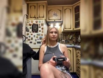 _Magic_ — 在 bongacams 直播的网络摄像头模特