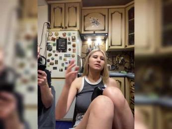 _Magic_ — 在 bongacams 直播的网络摄像头模特