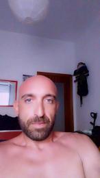 Papi_hottt — 在 cam4 直播的网络摄像头模特